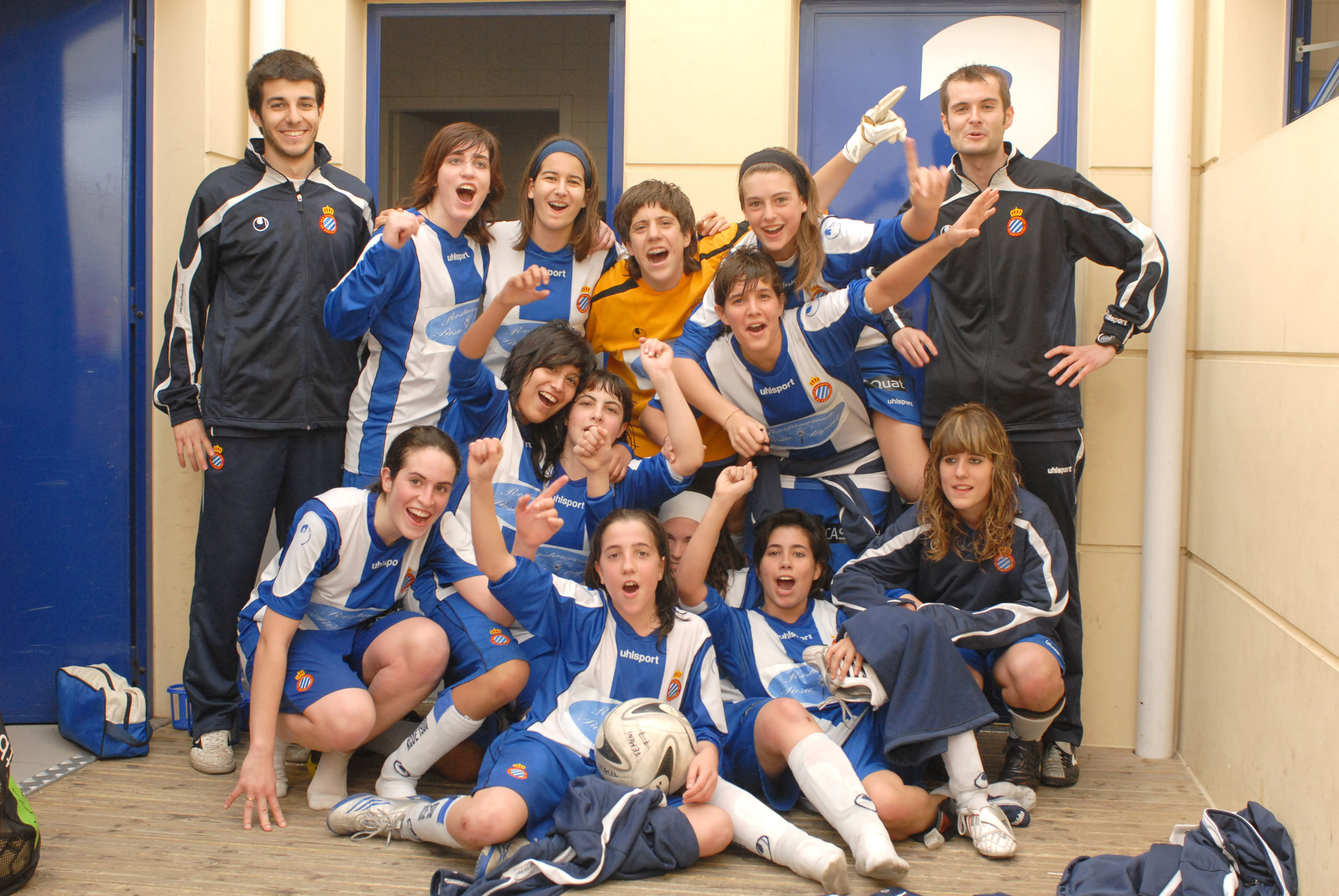 Nacimiento del fútbol base femenino