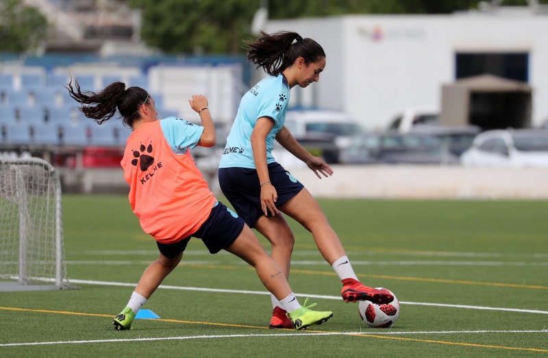 Inés, lesionada