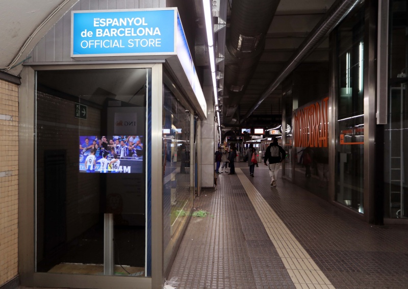 El RCD Espanyol de Barcelona obre un espai RCDE d'informació a Plaça Espanya