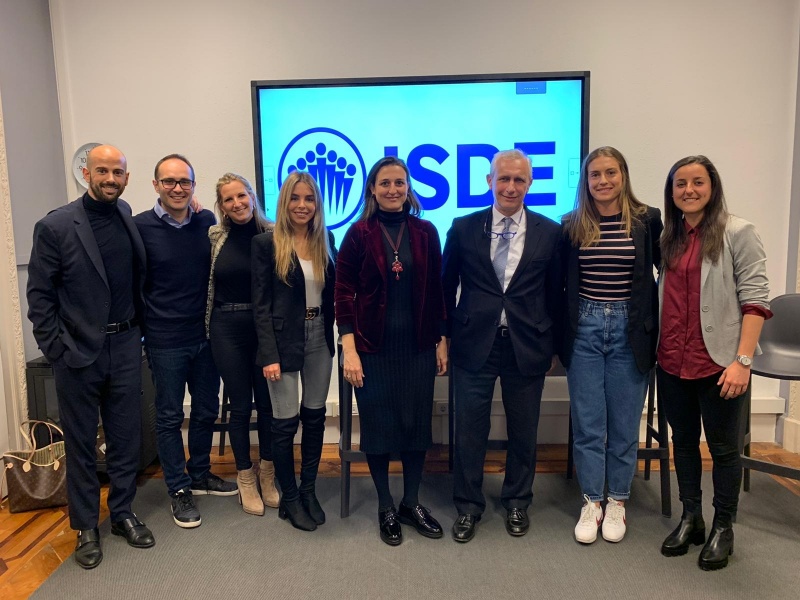 El RCD Espanyol de Barcelona i ISDE, units pel futbol femení