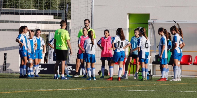 El RCDE Femení rep a la cantera del Zaragoza CFF