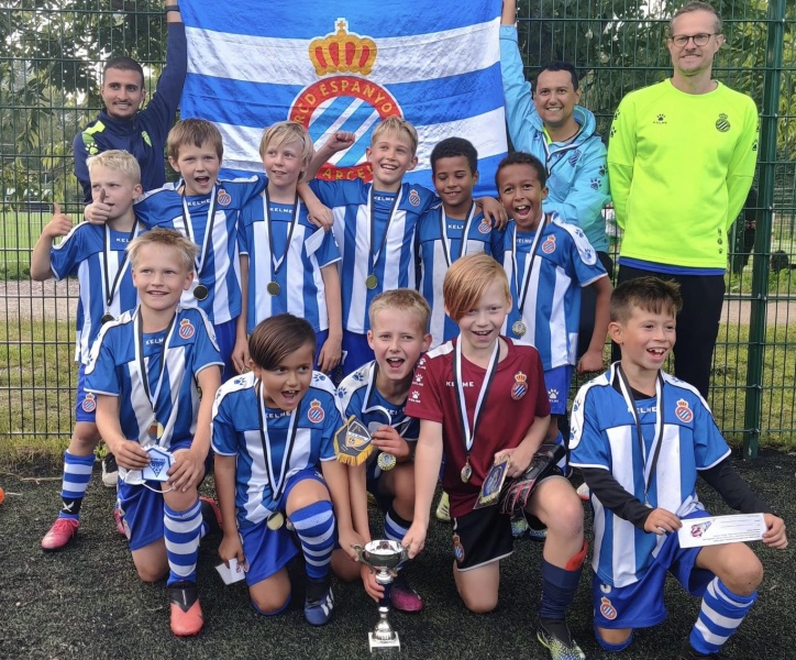 La RCDE Academy Helsinki guanya la Pingviini Cup