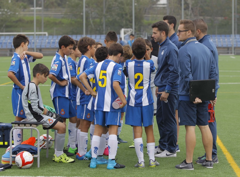 Horaris del futbol base i femení