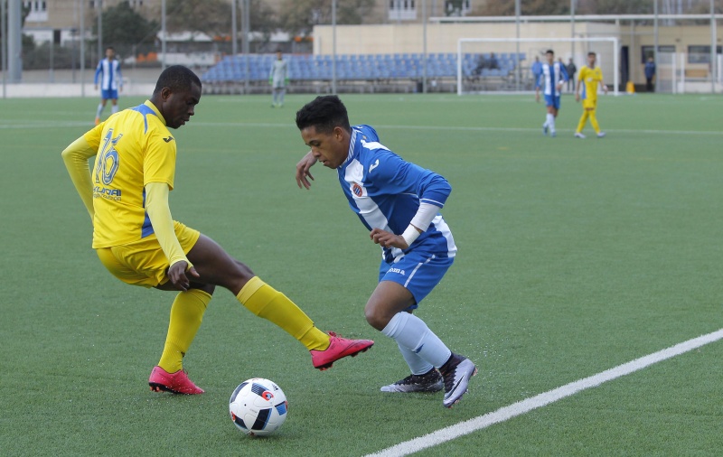 Gonzalo Àvila, Puado i Jordan, amb la Sub-19