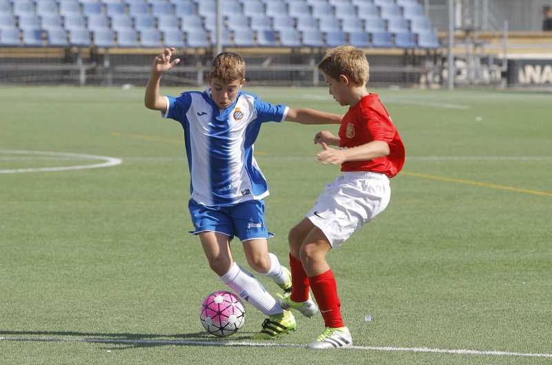 Horaris del futbol base i femení