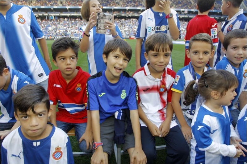 Divendres, fes-te la foto amb el primer equip!