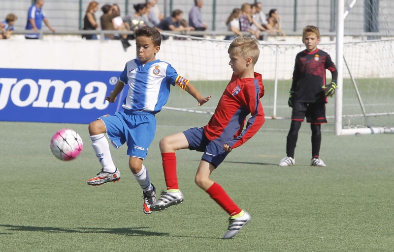 Horaris del futbol base i femení