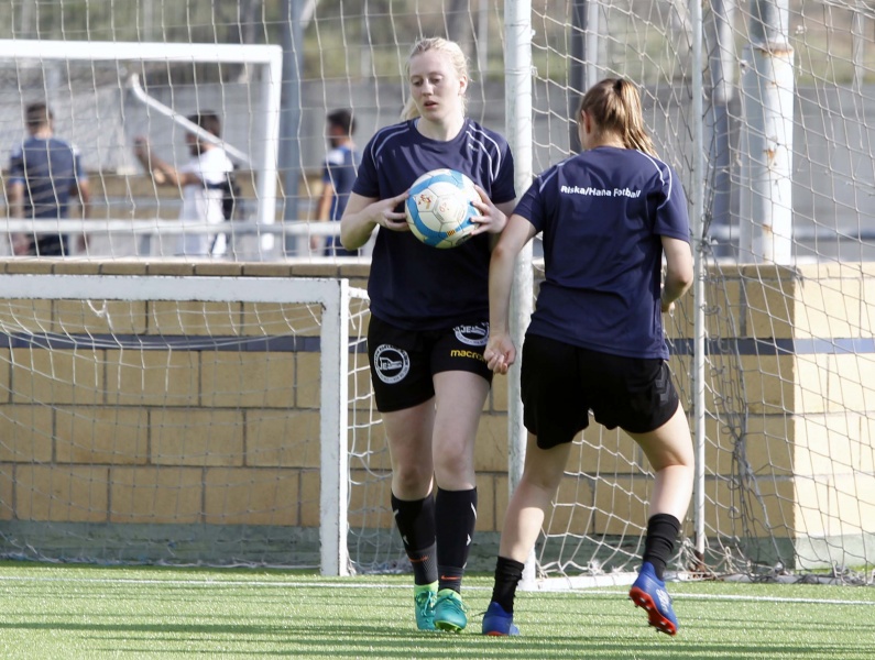 Sessions d’RCDE Stage a la Dani Jarque