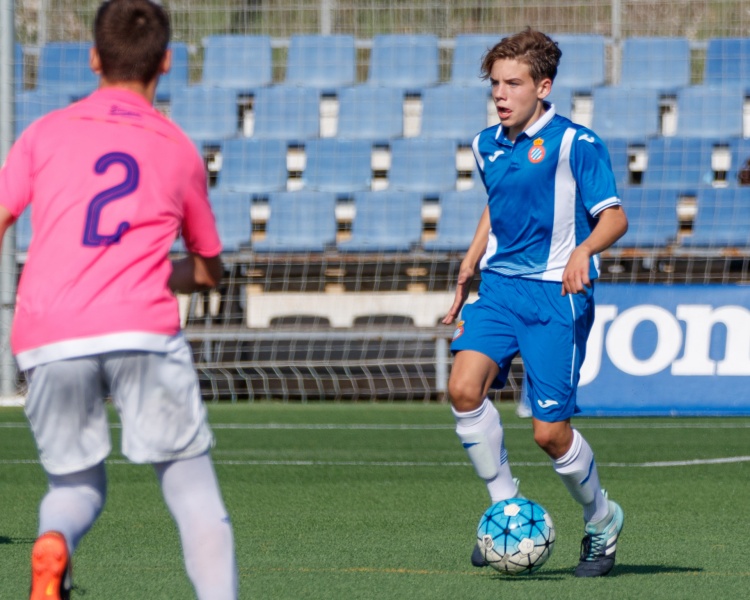 Horaris del futbol base i femení