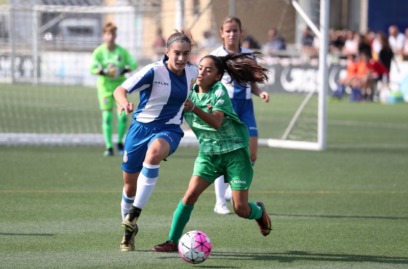 Horaris del futbol base i femení