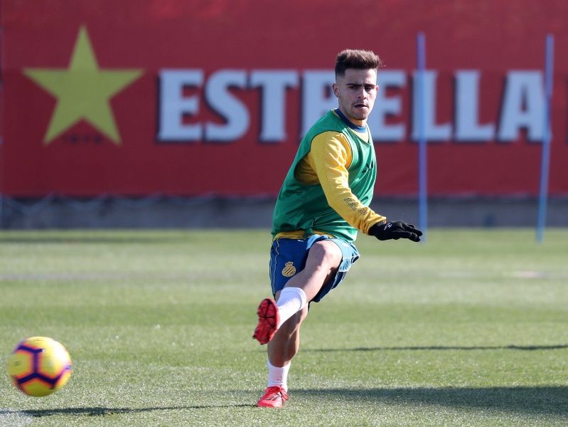 Entrenament a l'RCDE Stadium