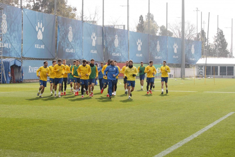 Entrenament a porta tancada